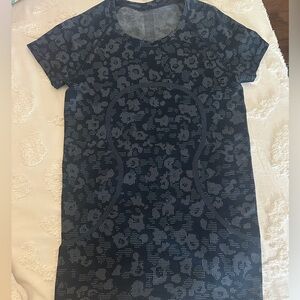 Lululemon swifty tech!